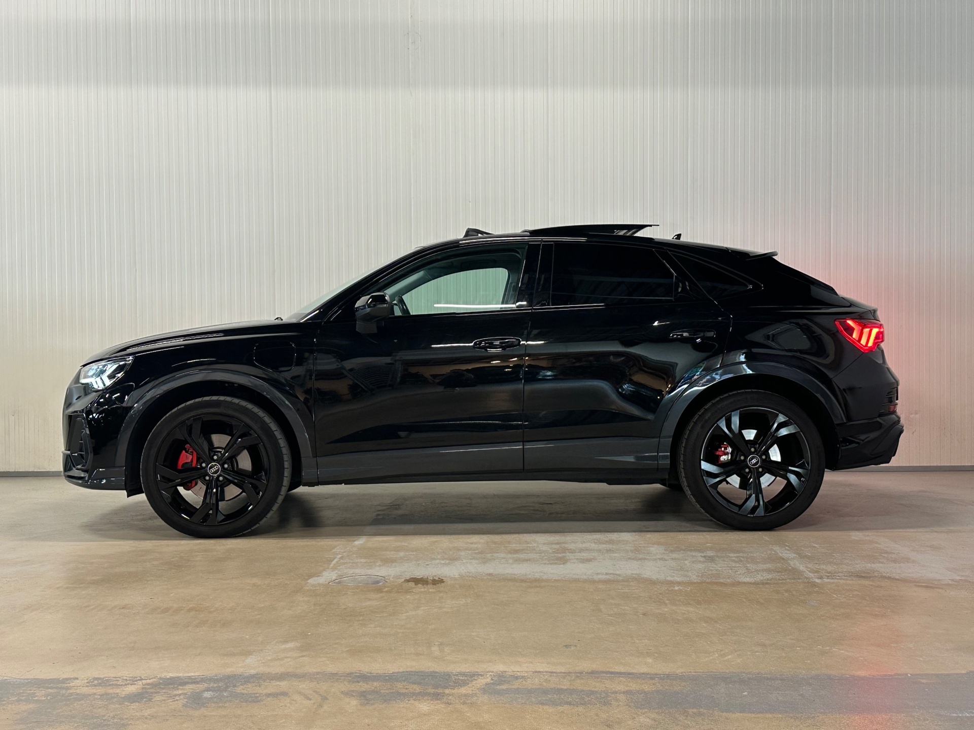Foto van Audi Q3 Sportback E-tron