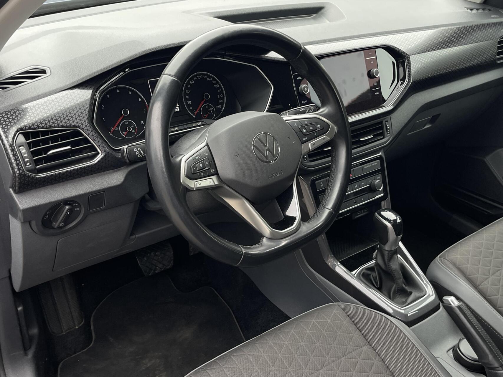 Foto van Volkswagen T-cross