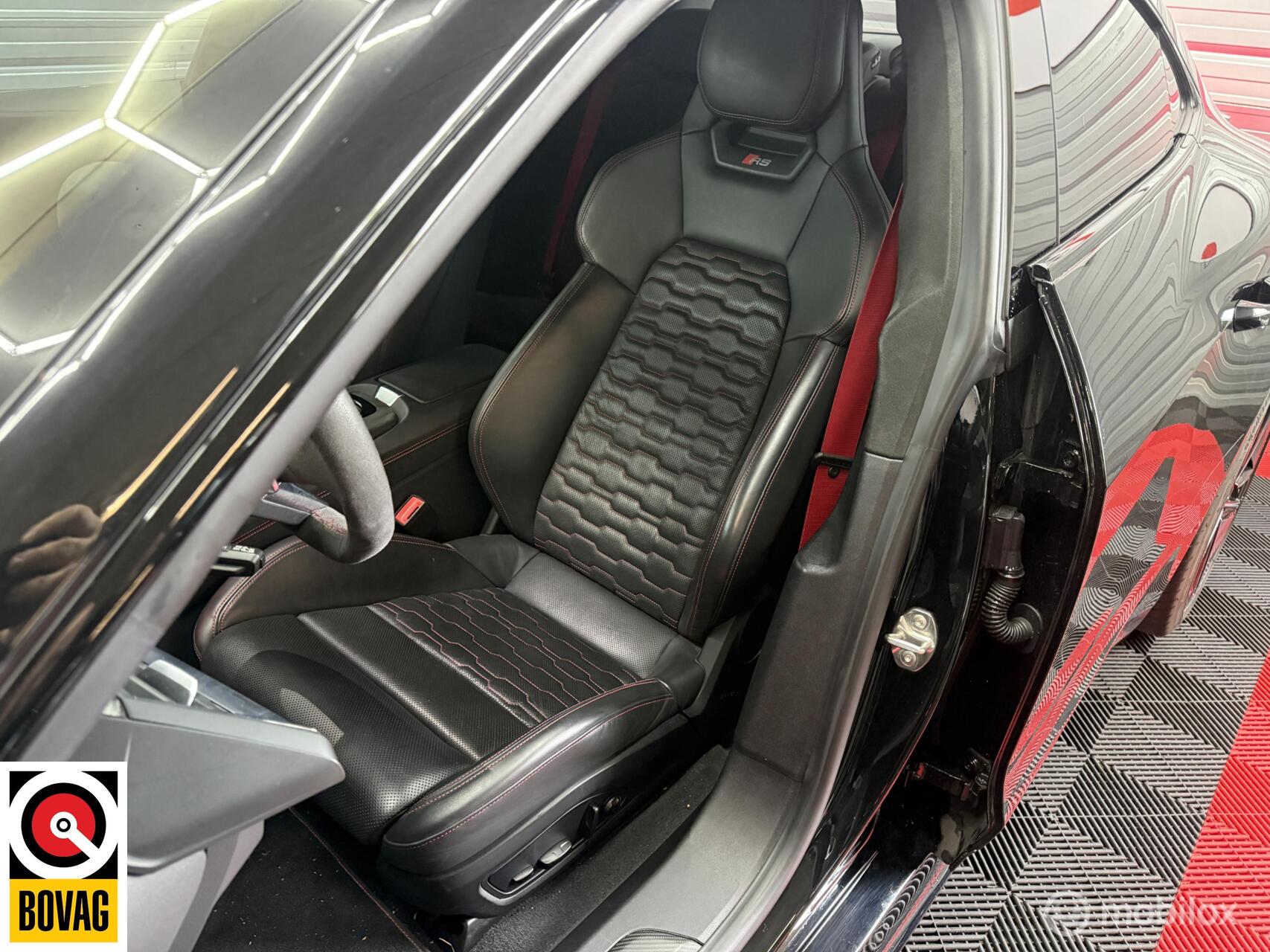 Foto van Audi RS E-tron GT