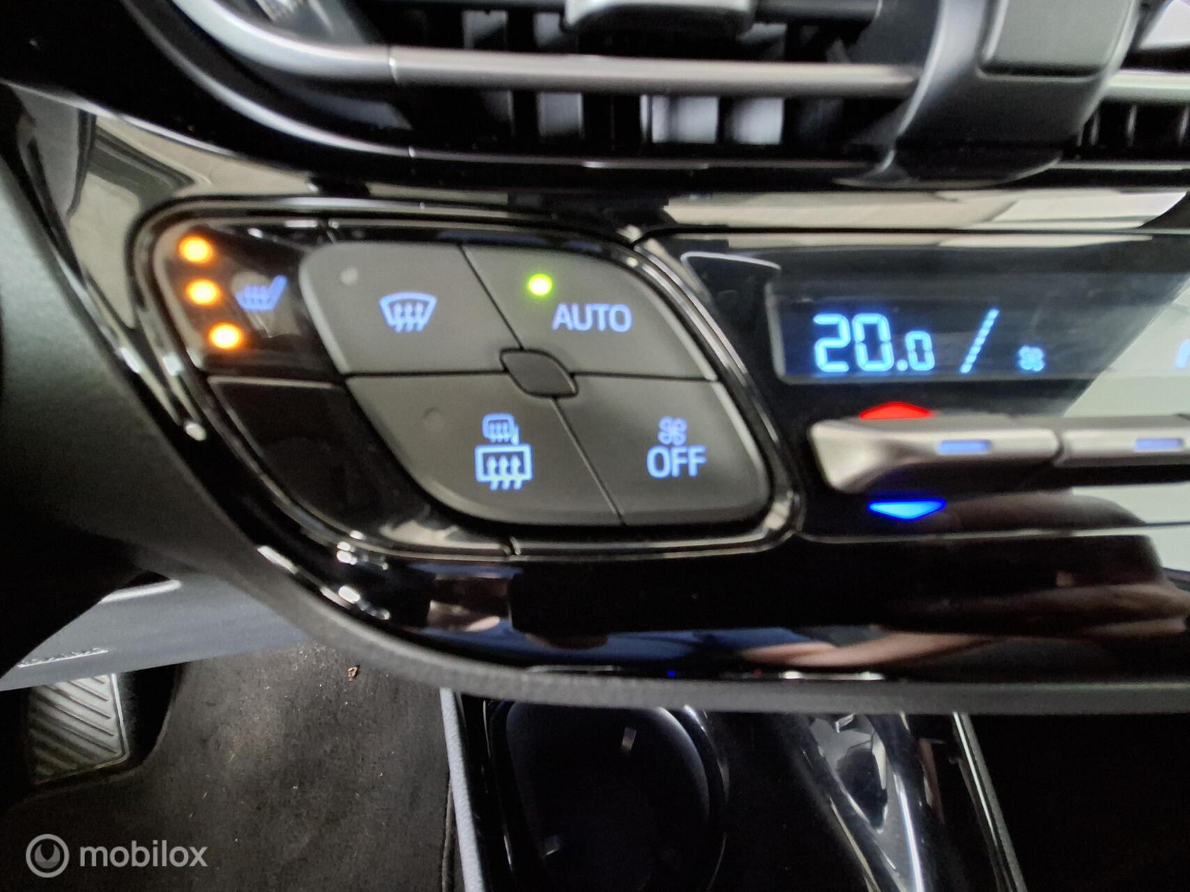 Foto van Toyota Toyota C-hr
