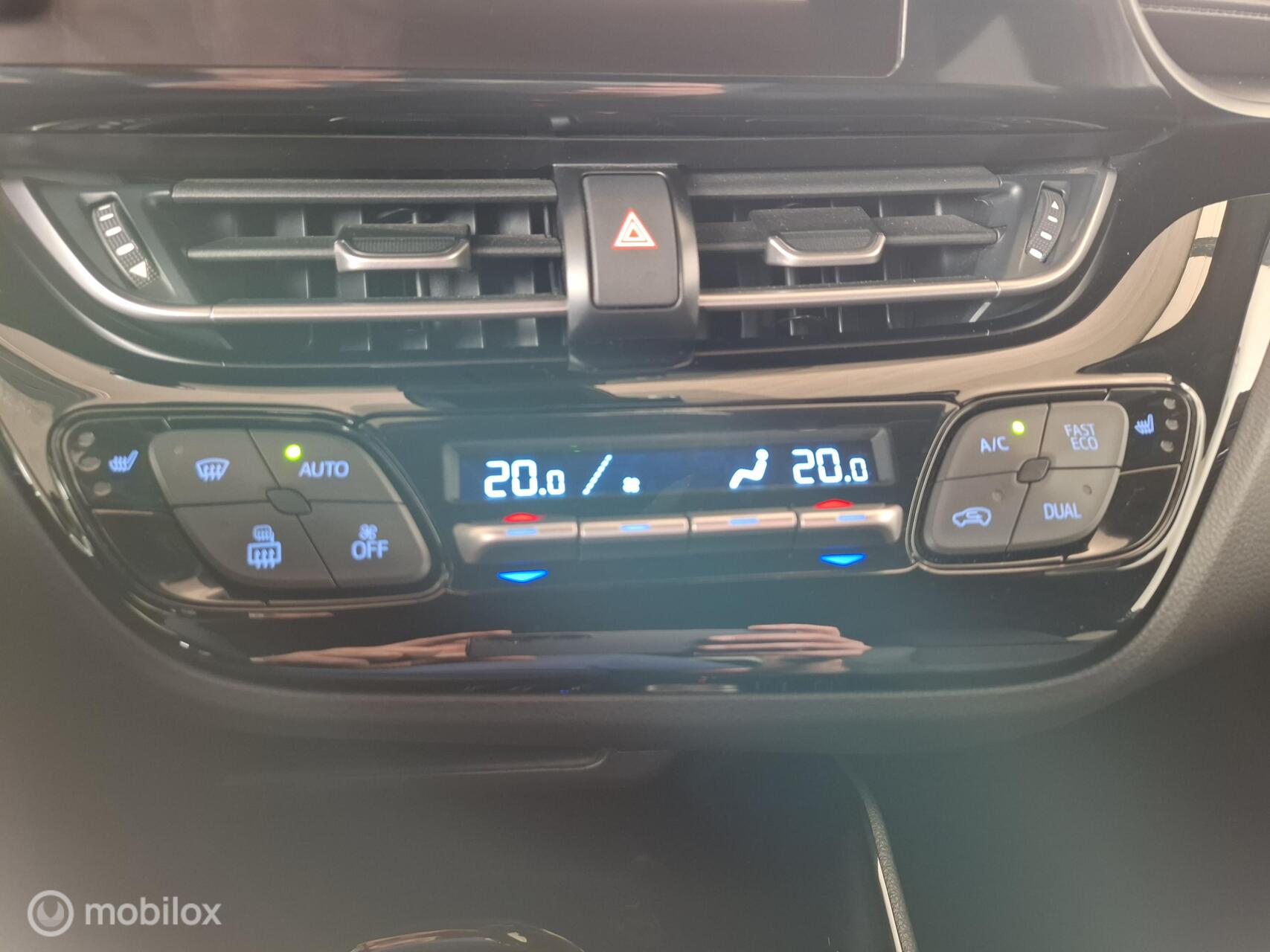 Foto van Toyota Toyota C-hr