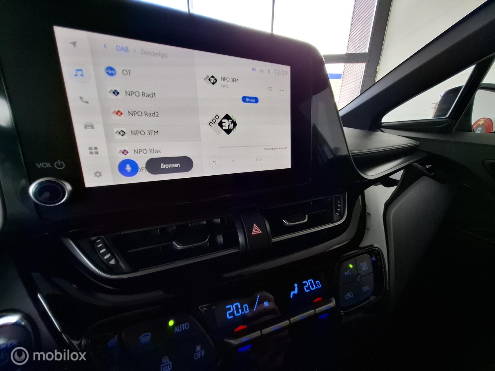 Foto van Toyota Toyota C-hr