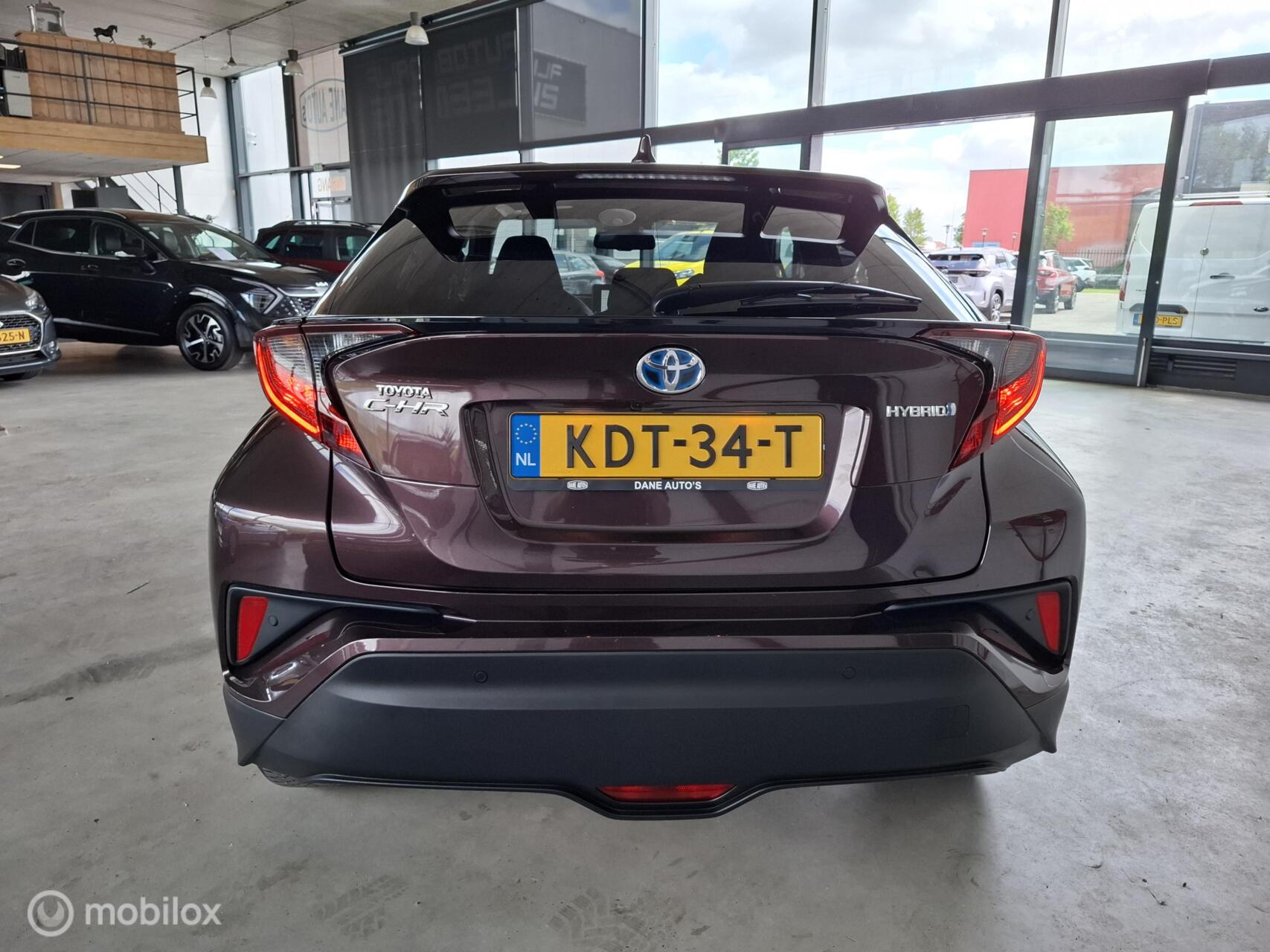 Foto van Toyota Toyota C-hr