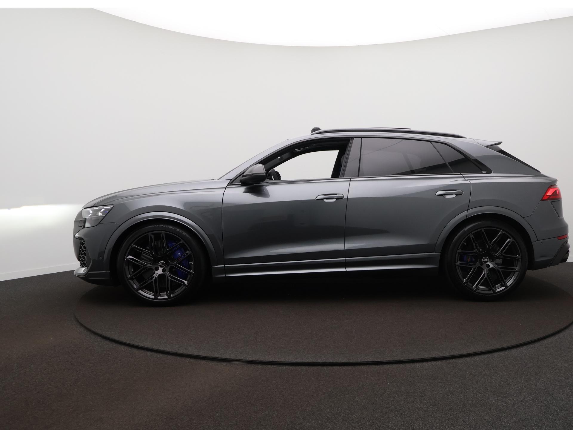 Foto van Audi RS Q8