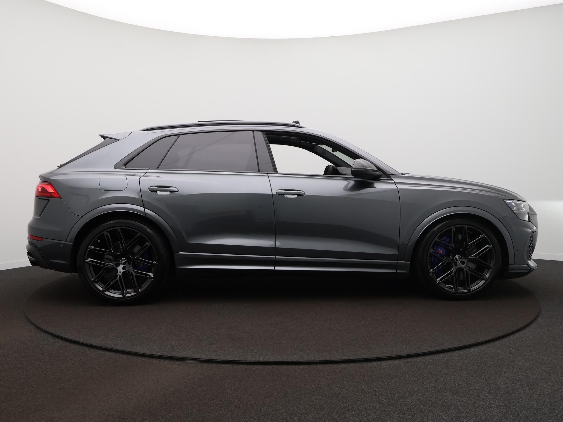 Foto van Audi RS Q8