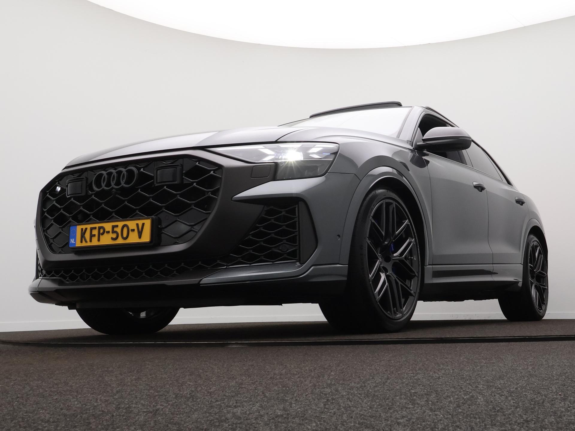 Foto van Audi RS Q8