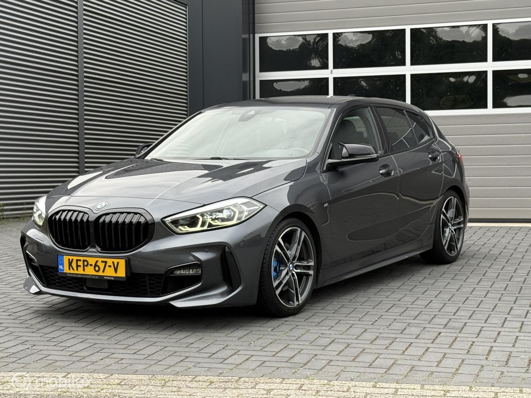Foto van BMW 118i