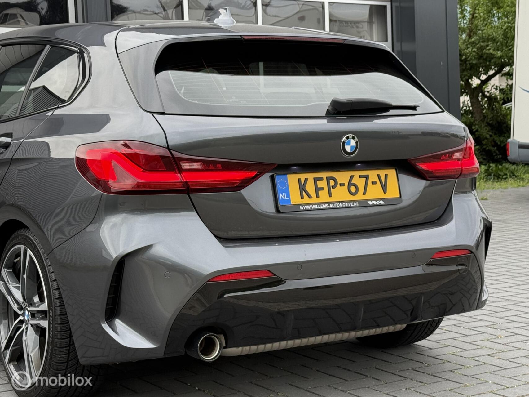 Foto van BMW 118i