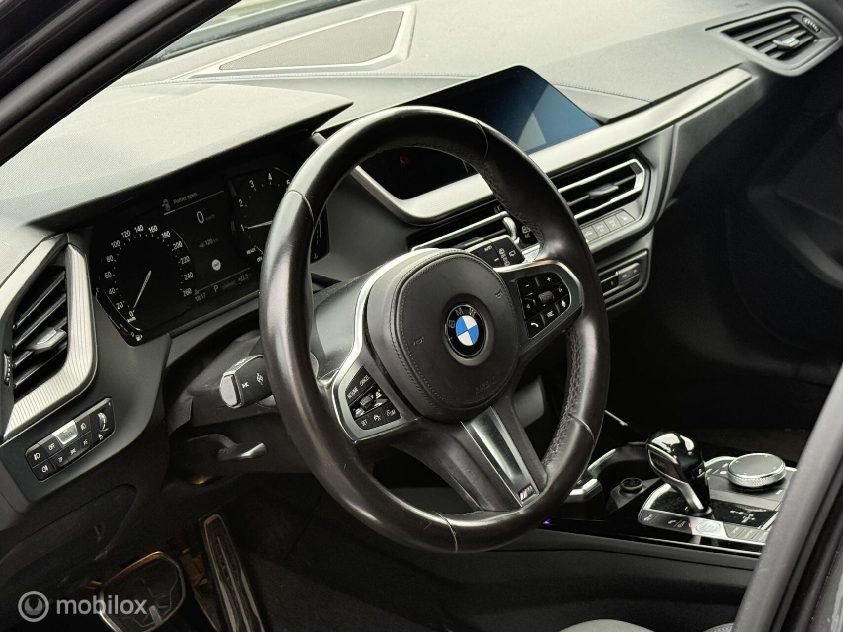 Foto van BMW 118i