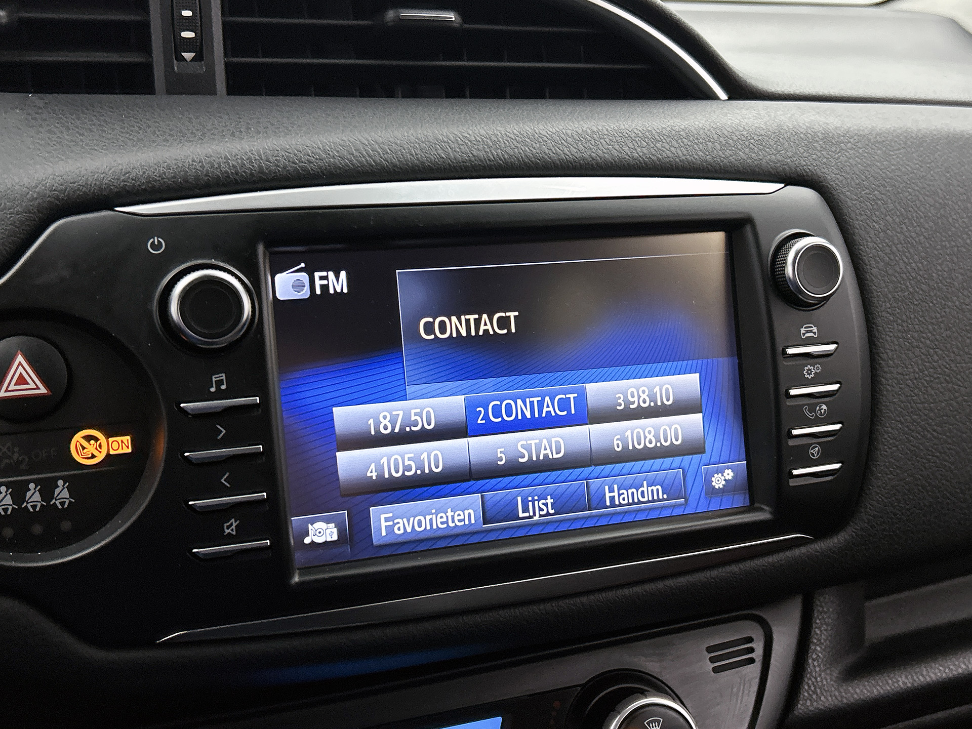 Foto van Toyota Toyota Yaris Hybrid