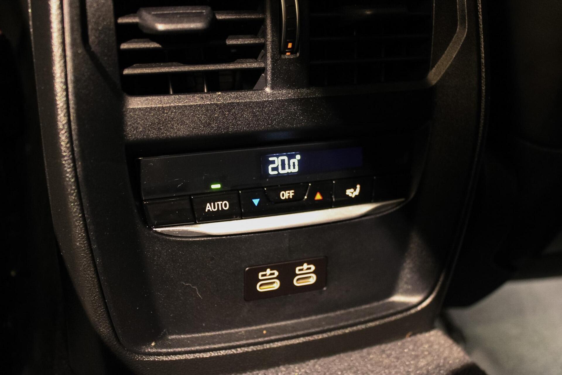 Foto van BMW 330e