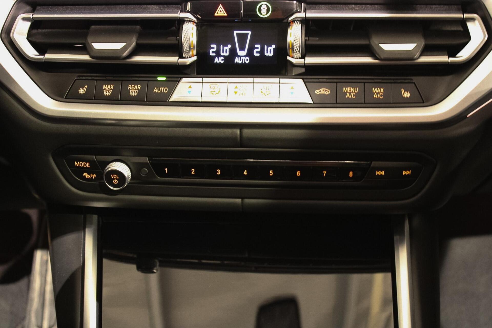 Foto van BMW 330e