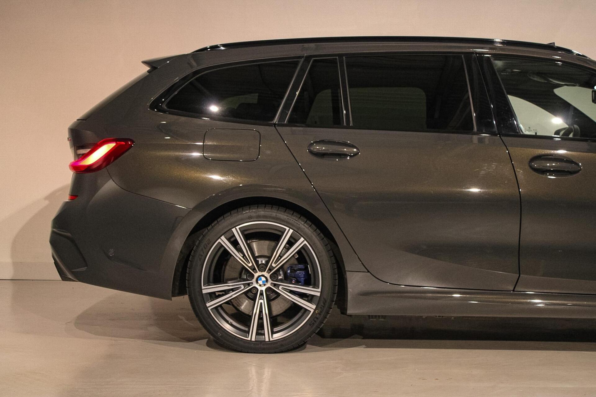 Foto van BMW 330e