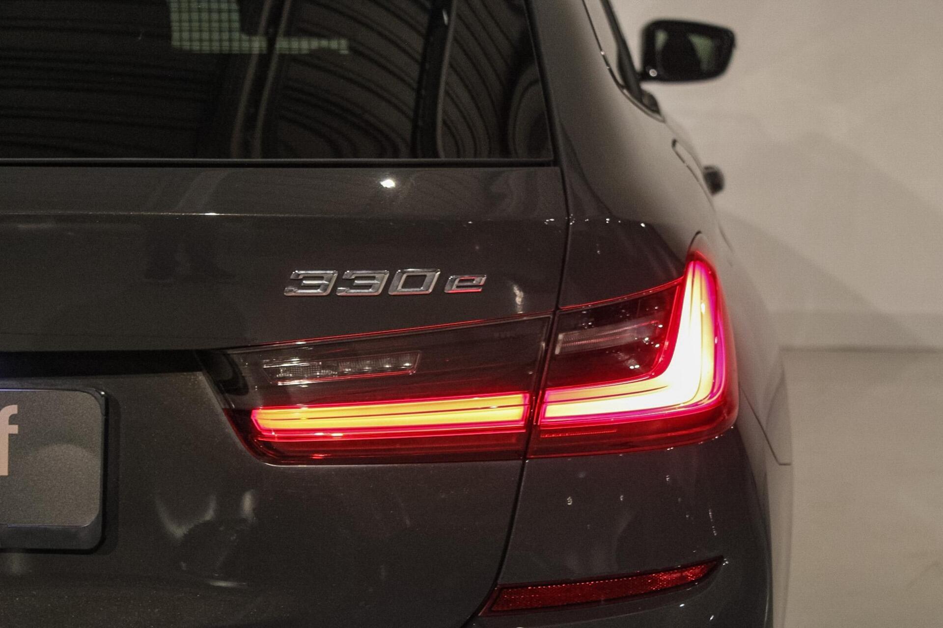 Foto van BMW 330e