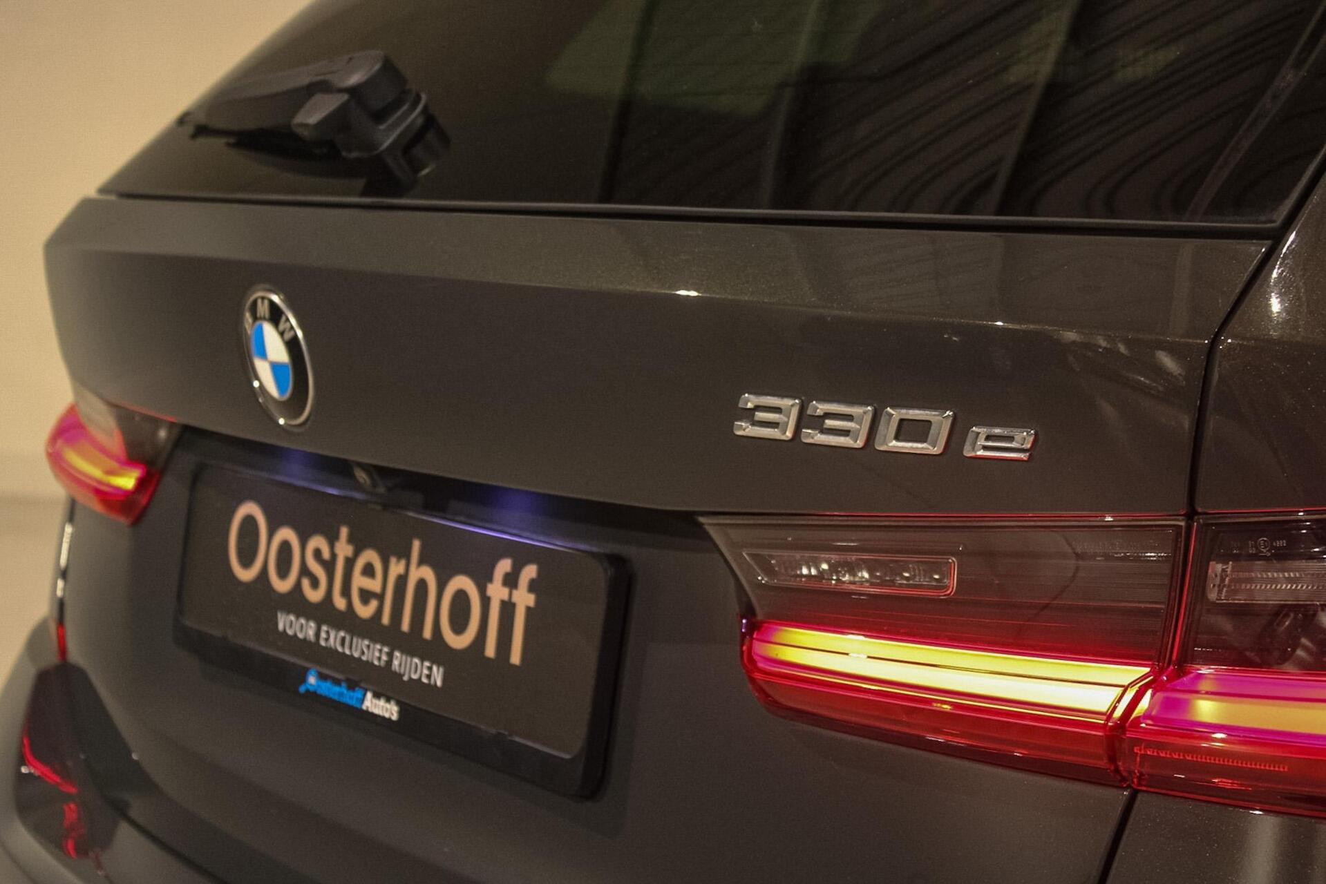 Foto van BMW 330e