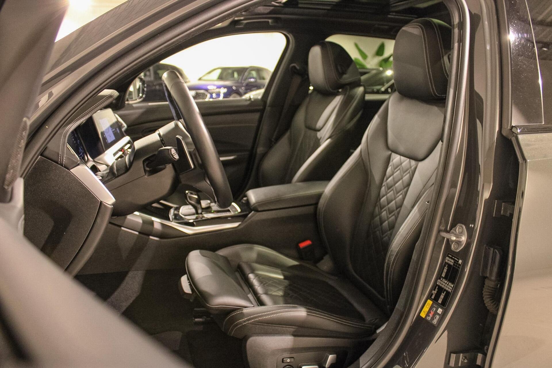 Foto van BMW 330e