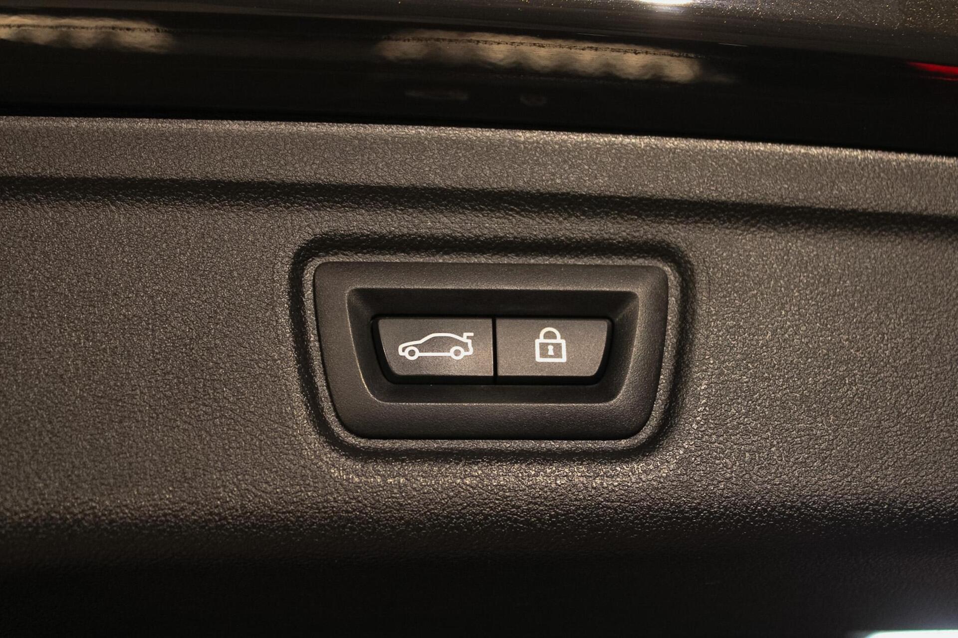 Foto van BMW 330e