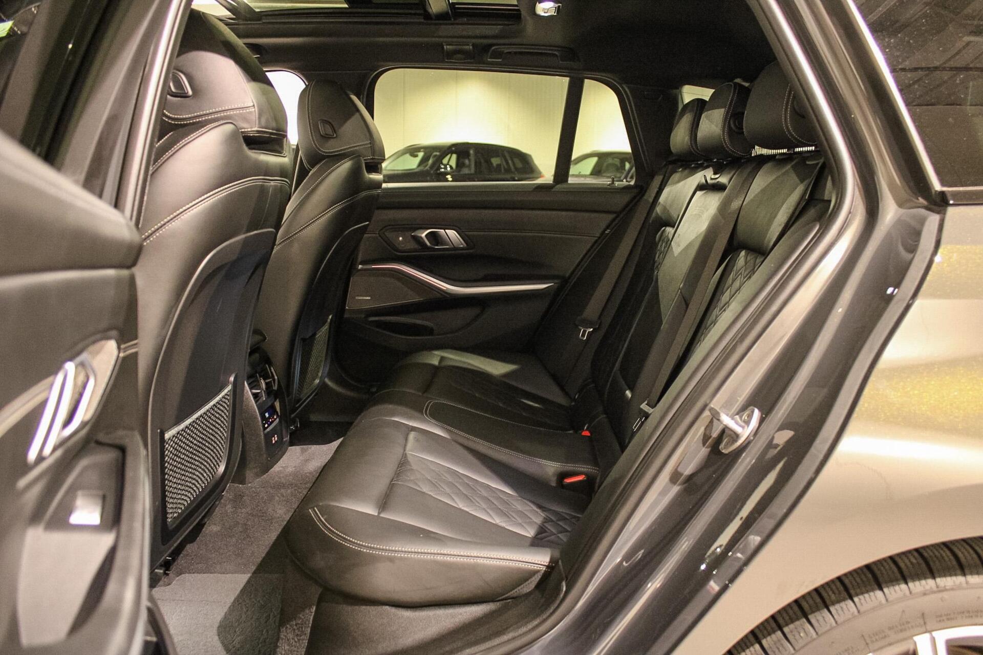 Foto van BMW 330e