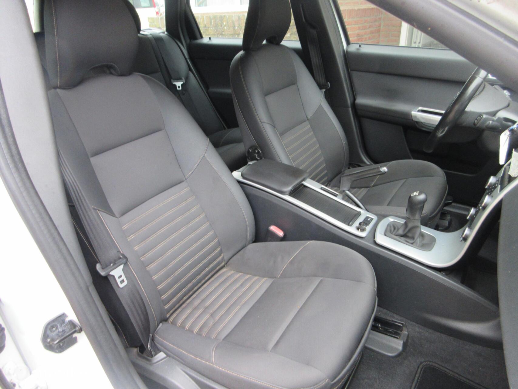 Foto van Volvo V50