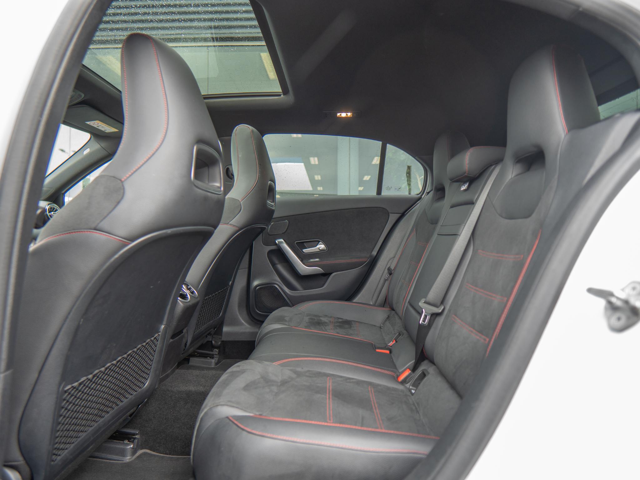 Foto van Mercedes-Benz A 250 E
