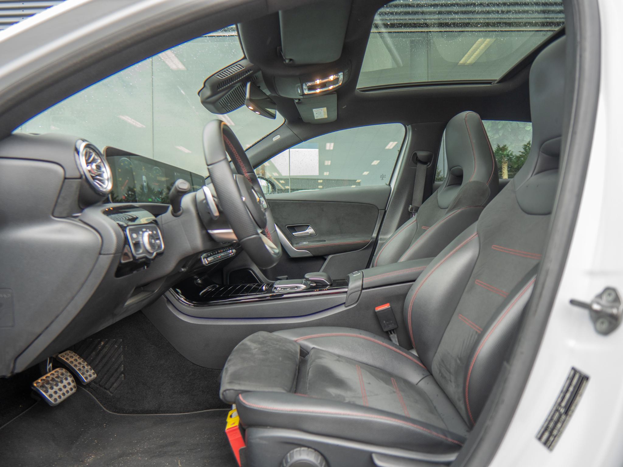 Foto van Mercedes-Benz A 250 E