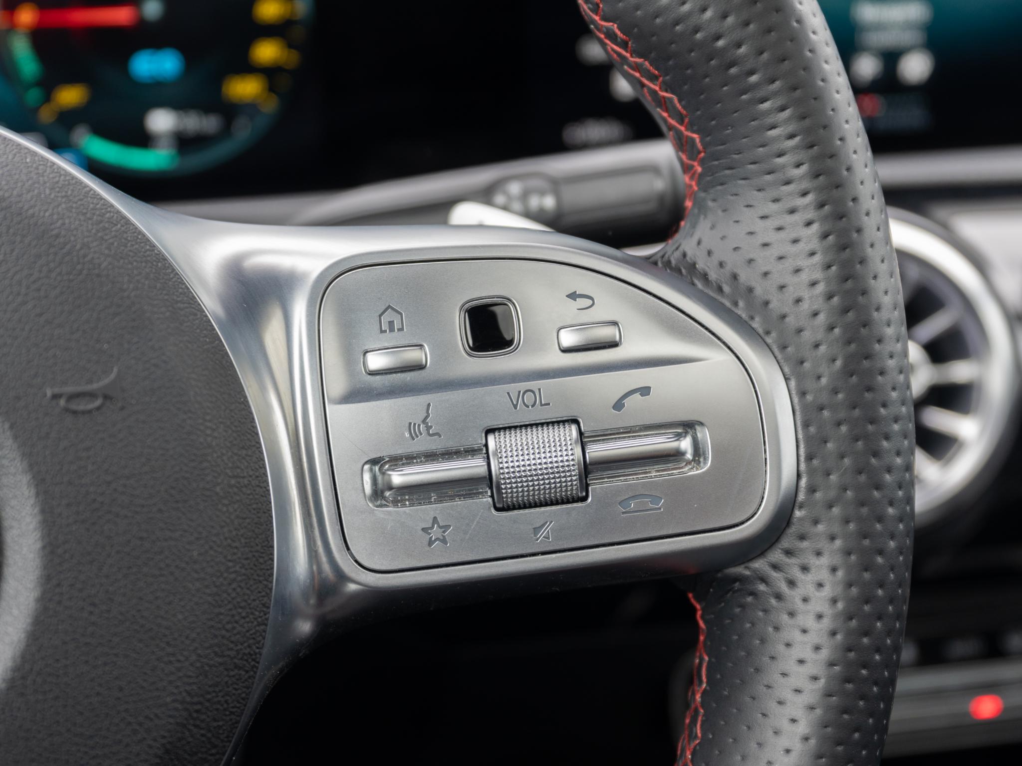 Foto van Mercedes-Benz A 250 E