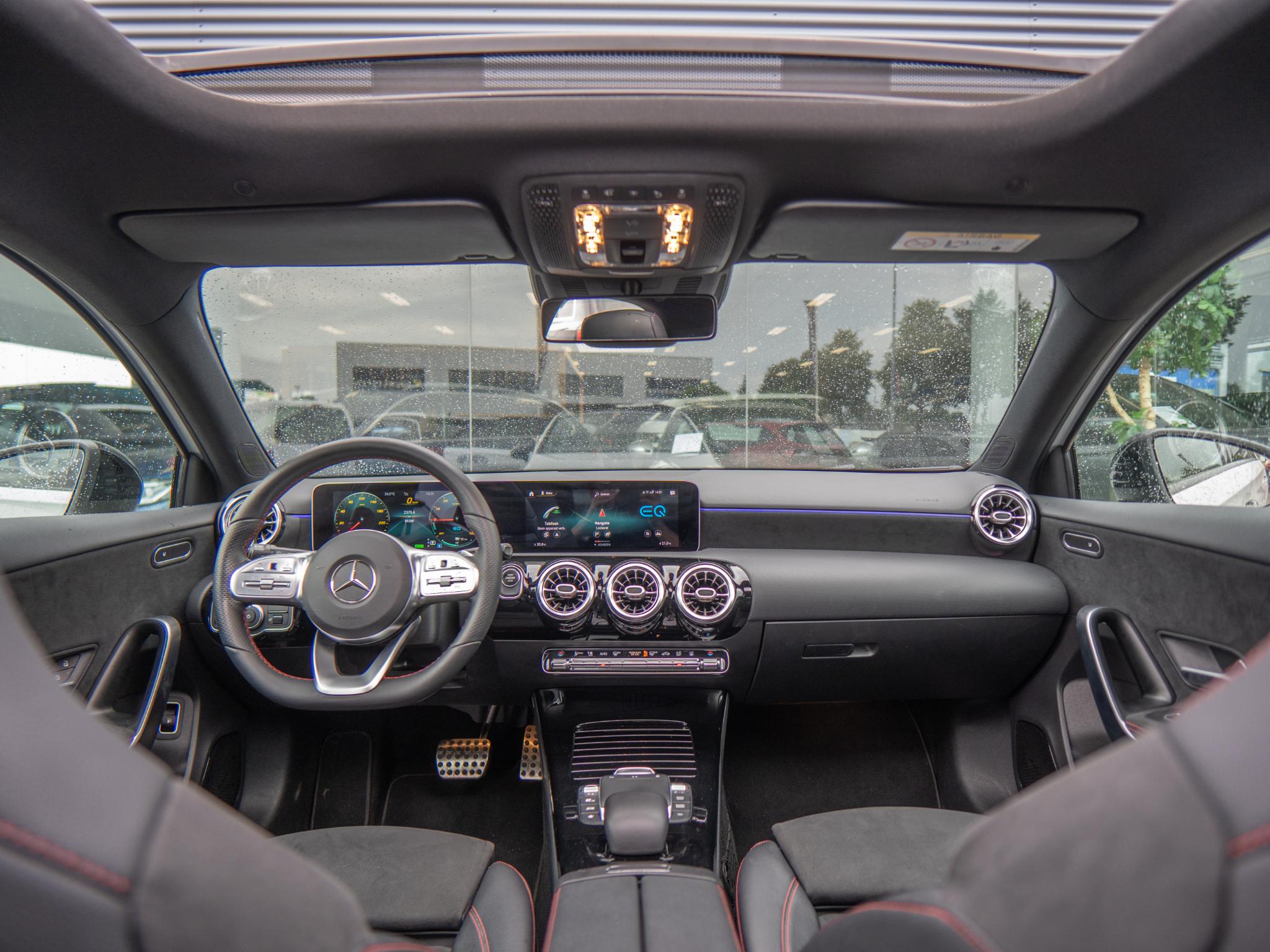Foto van Mercedes-Benz A 250 E