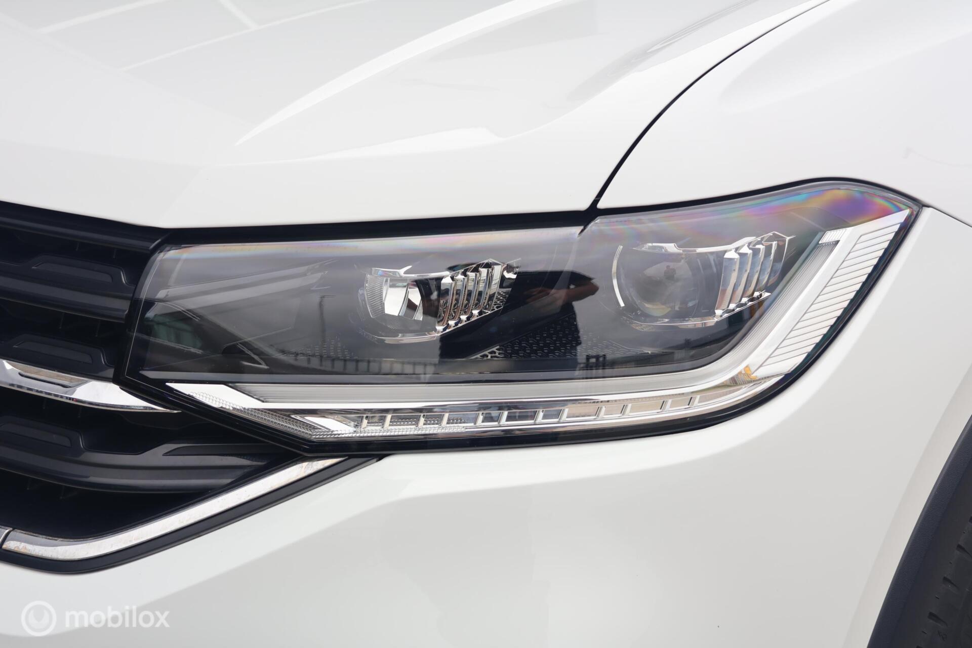 Foto van Volkswagen T-cross
