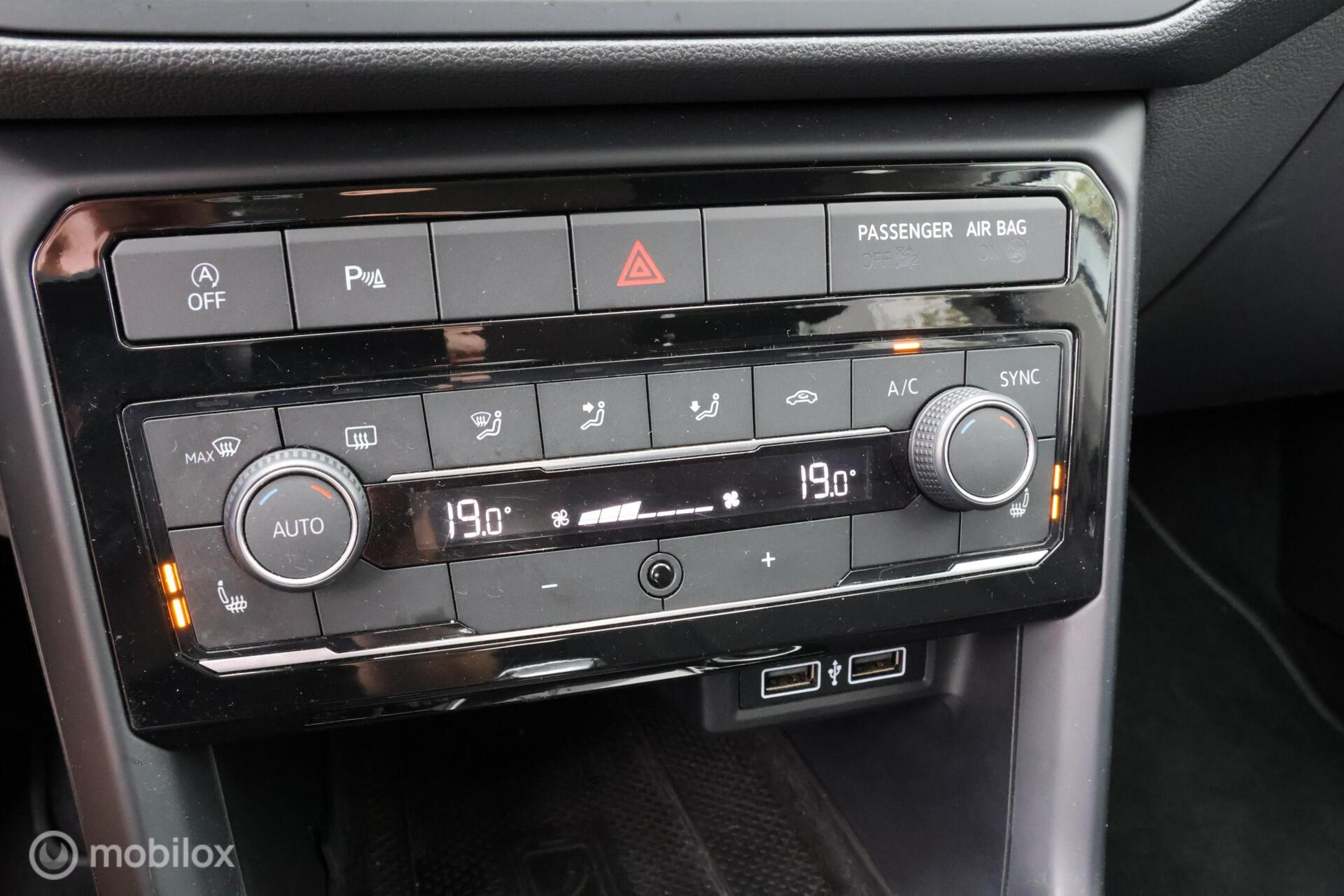 Foto van Volkswagen T-cross