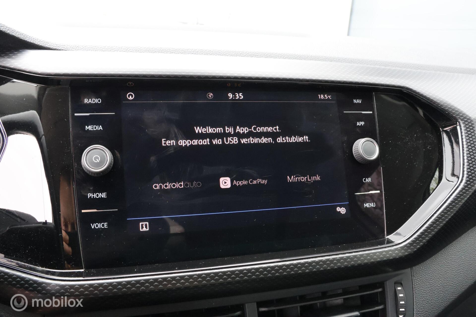 Foto van Volkswagen T-cross