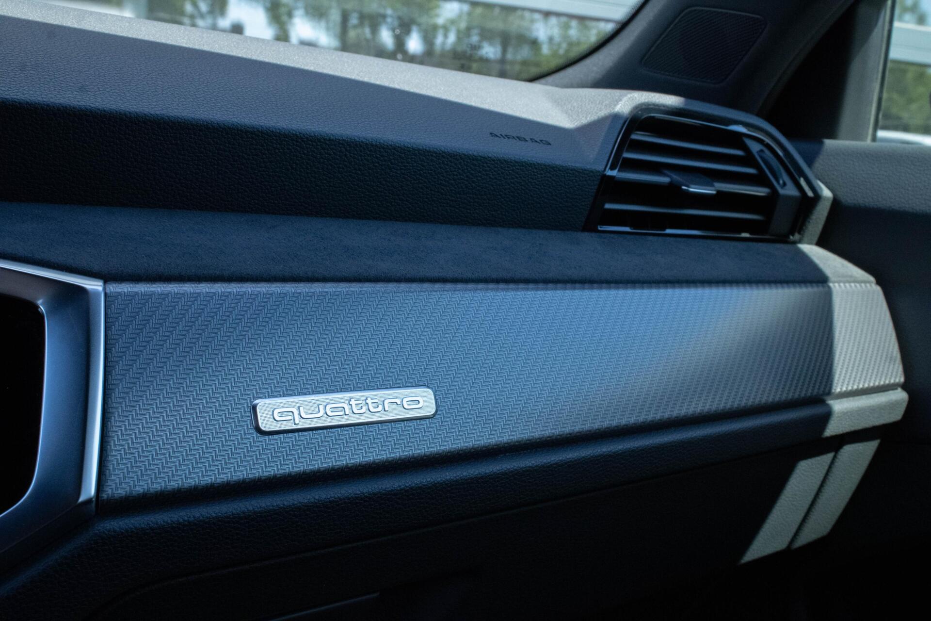Foto van Audi RS Q3