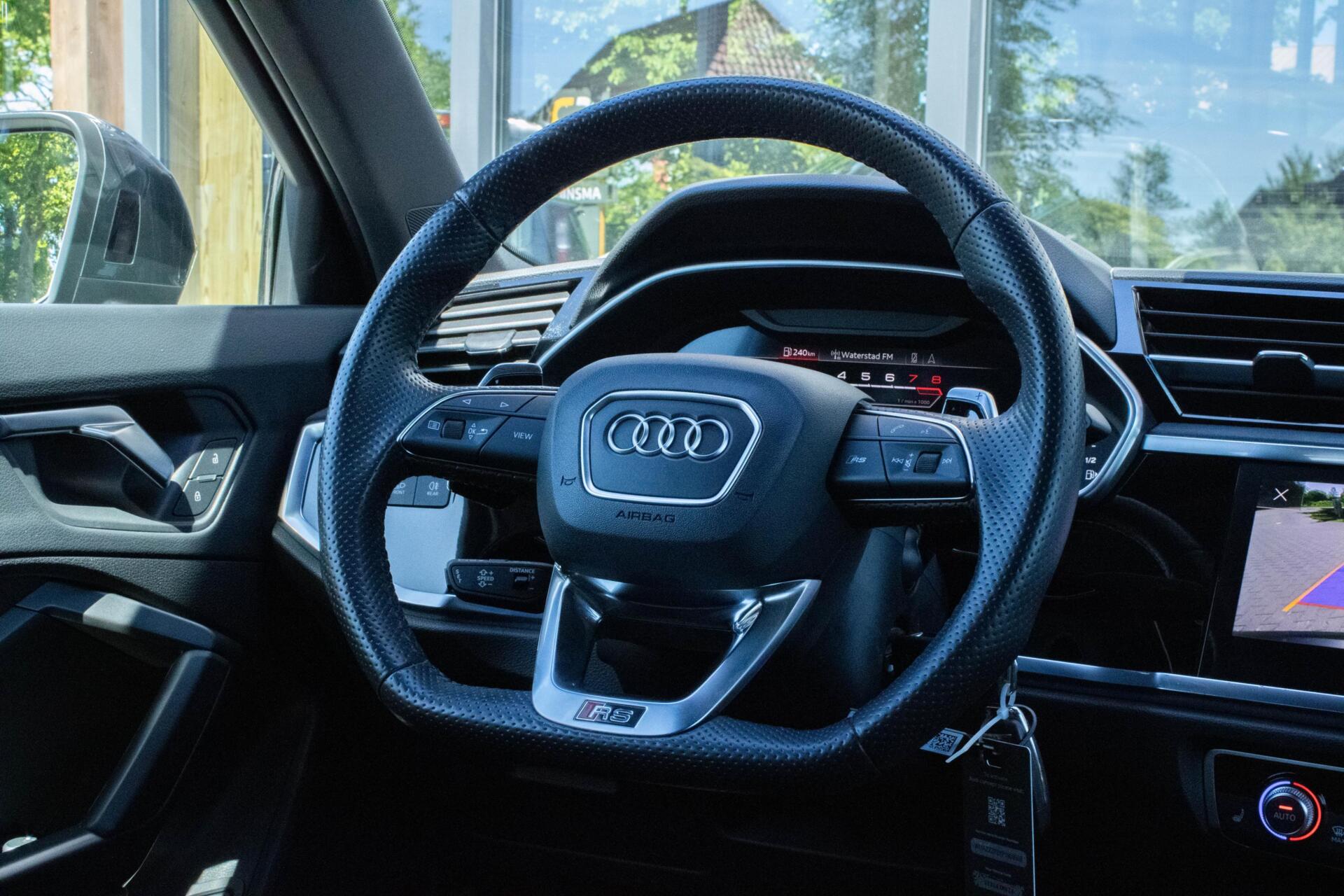 Foto van Audi RS Q3