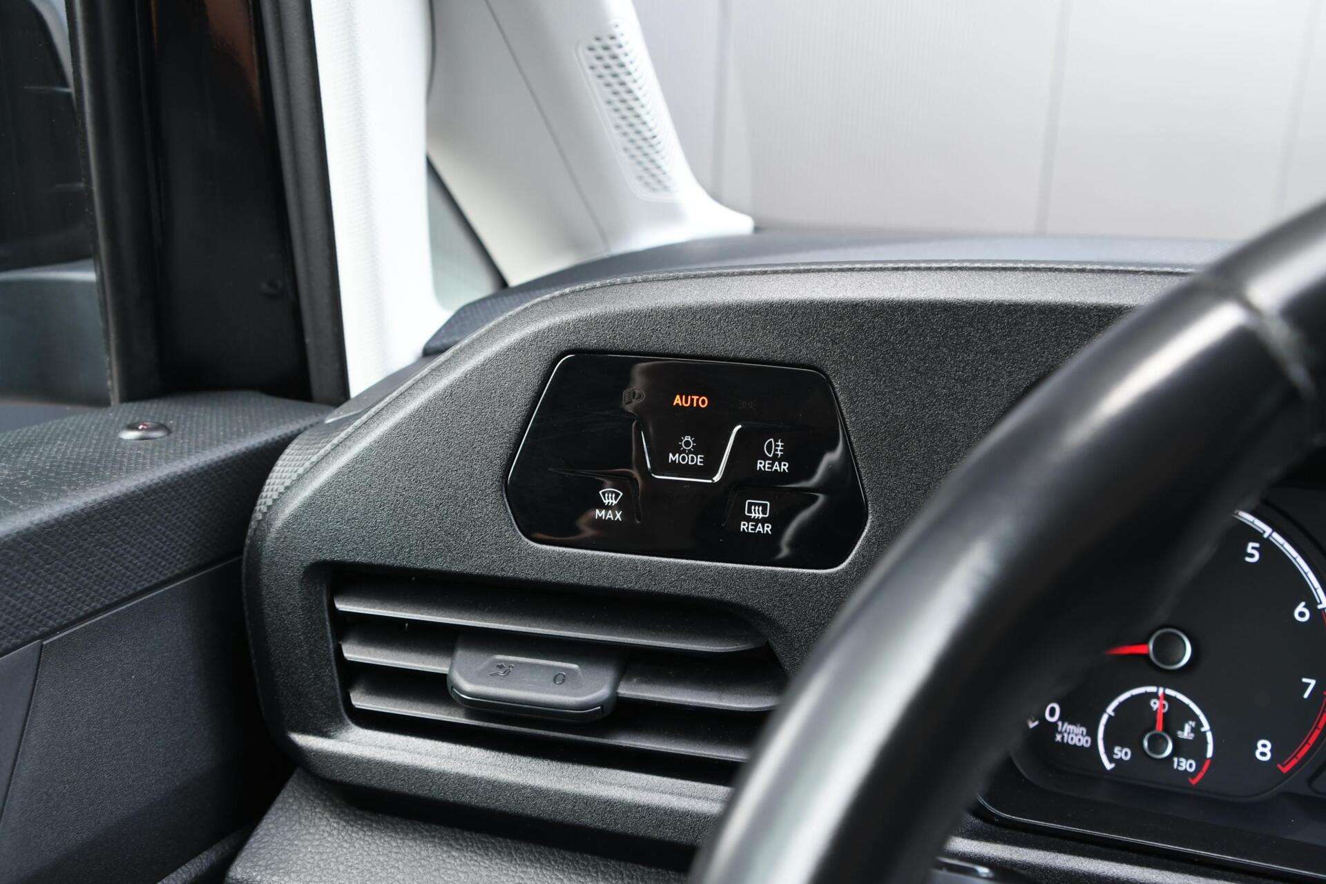 Foto van Volkswagen Caddy Cargo Maxi