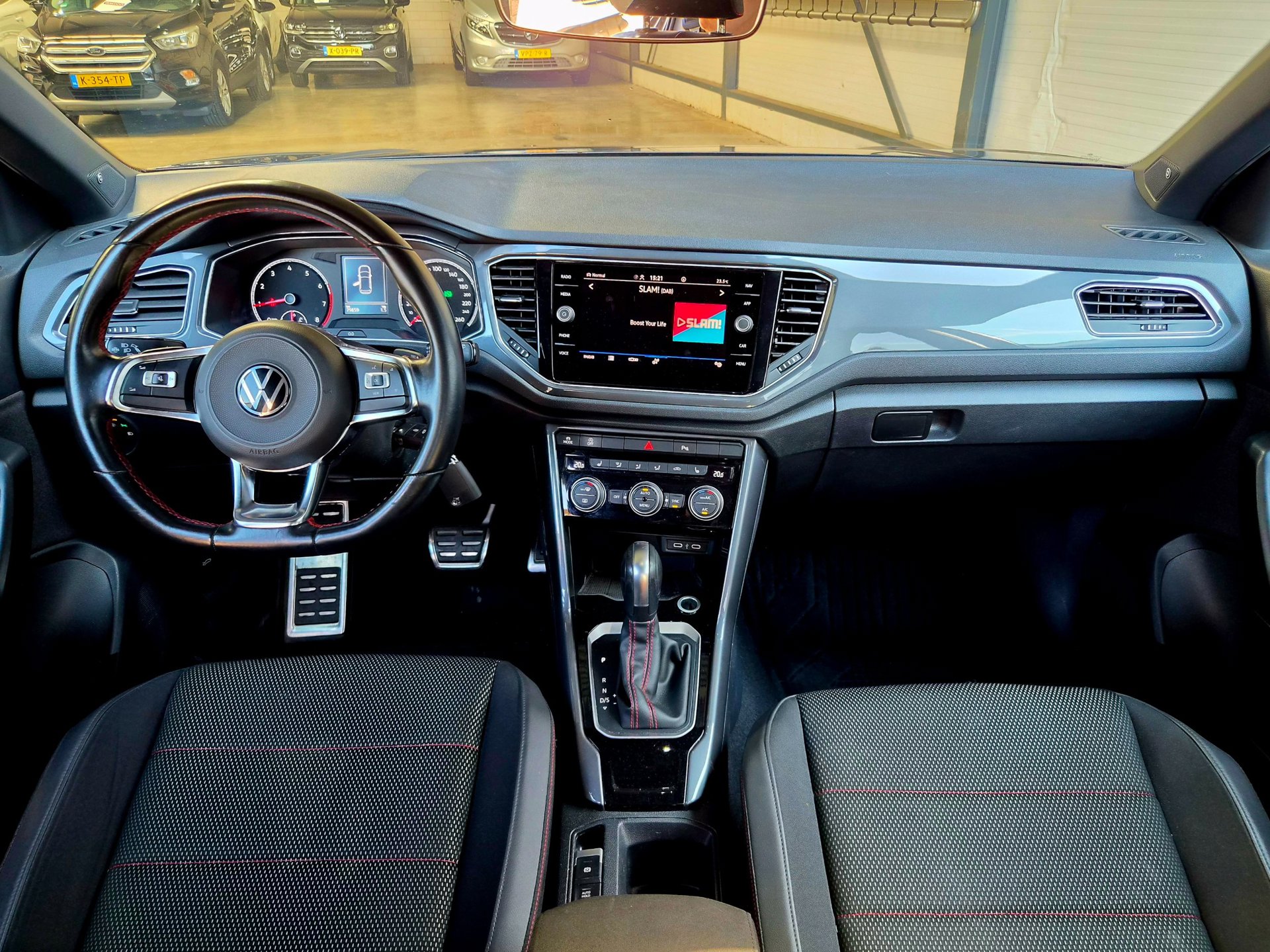 Foto van Volkswagen T-roc
