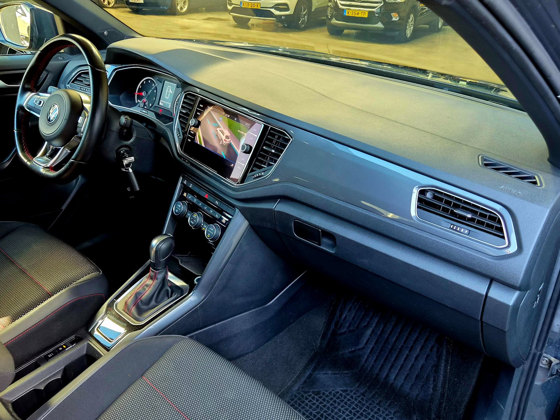 Foto van Volkswagen T-roc