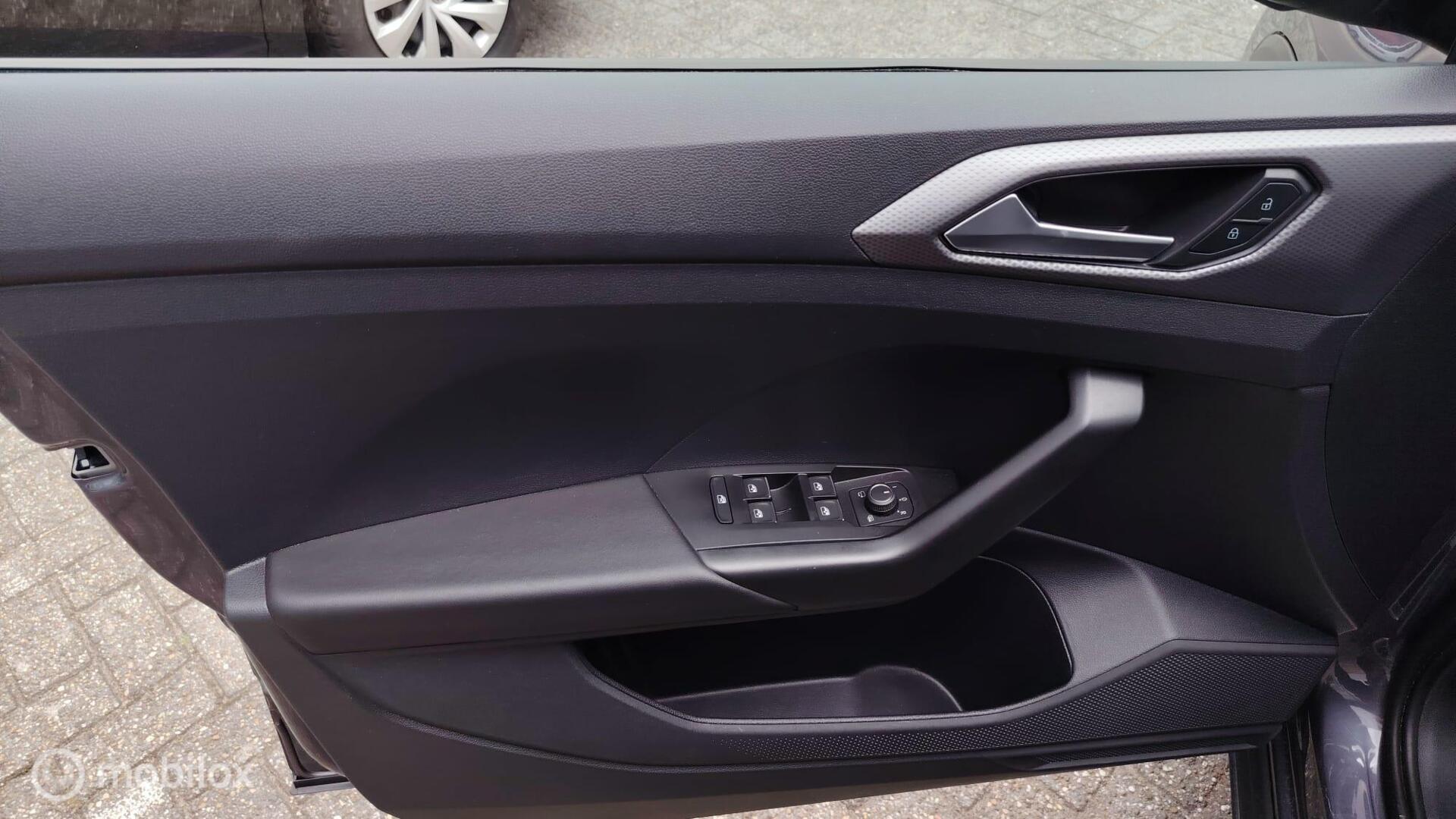 Foto van Volkswagen T-cross