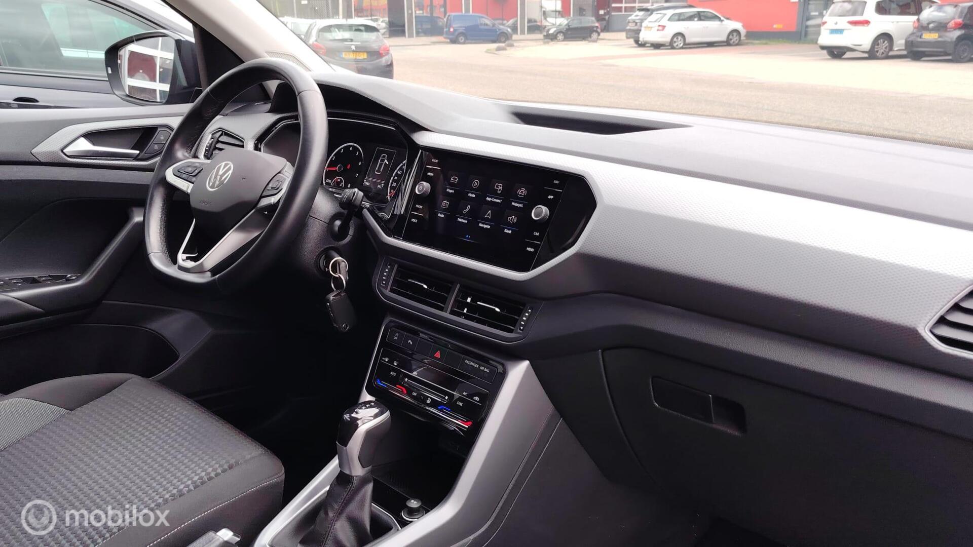 Foto van Volkswagen T-cross