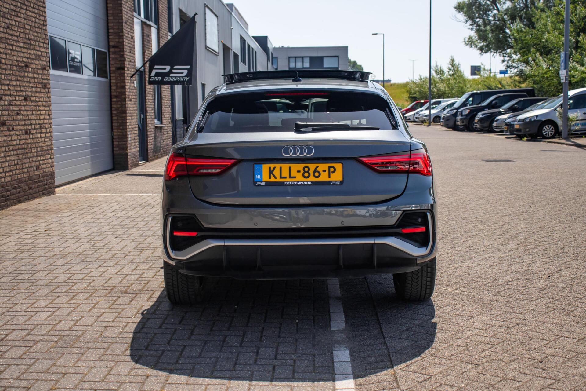 Foto van Audi Q3 Sportback E-tron