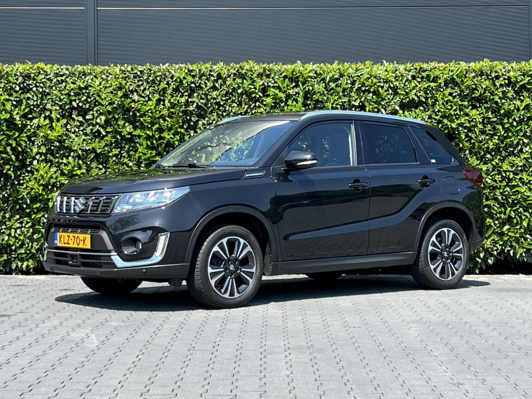 Suzuki Vitara 1.4 Boosterjet Style Smart Hybrid, FACELIFT, PANORAMADAK, LEDER/ALCANTARA, CAMERA, NAVIGATIE, ADAPT CRUISE CONTROL, CLIMATE CONTROL, STOELVERWARMING, DAB, LED, LICHTMETAAL 17" 2021 - voorkant