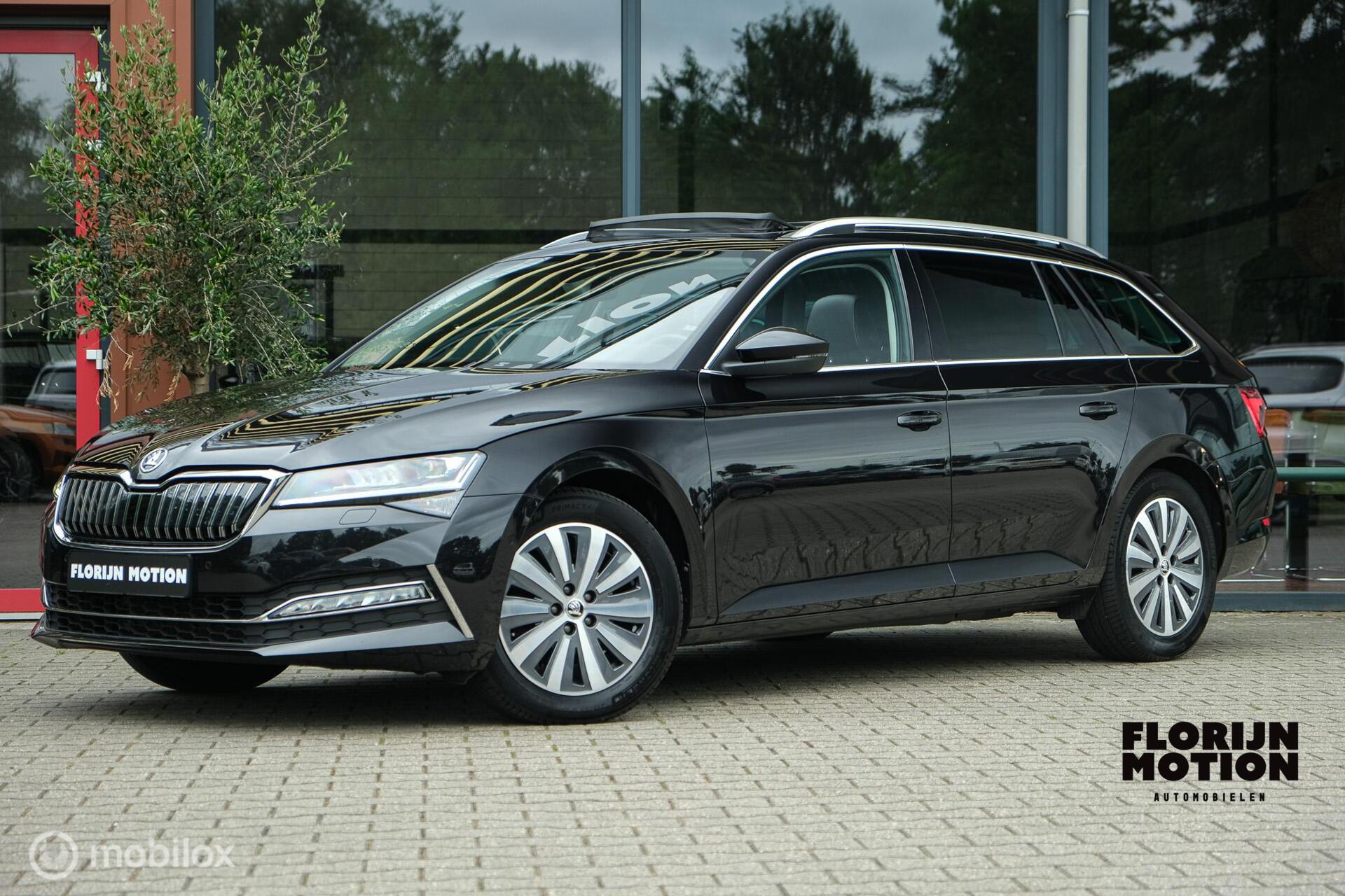 Skoda Superb 1.4 TSI iV Business Edition Plus | Pano | Vol leder | Memory | Camera | Ambiant | Trekhaak | Super netjes | Virtual | ACC | Stoel en stuurwielverw. 2023 - voorkant