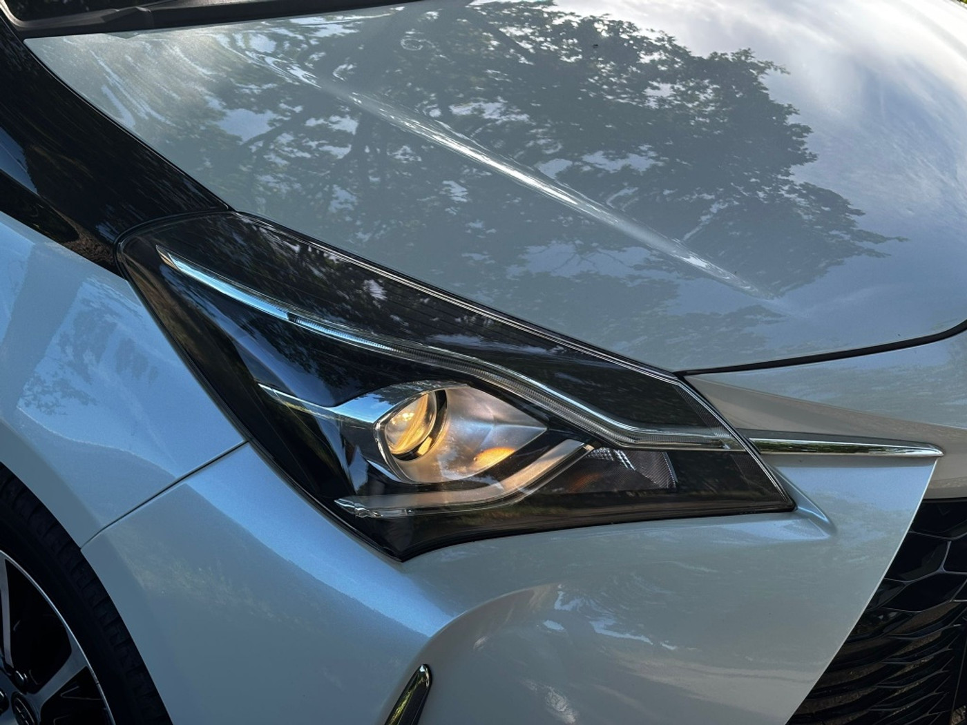 Foto van Toyota Toyota Yaris Hybrid