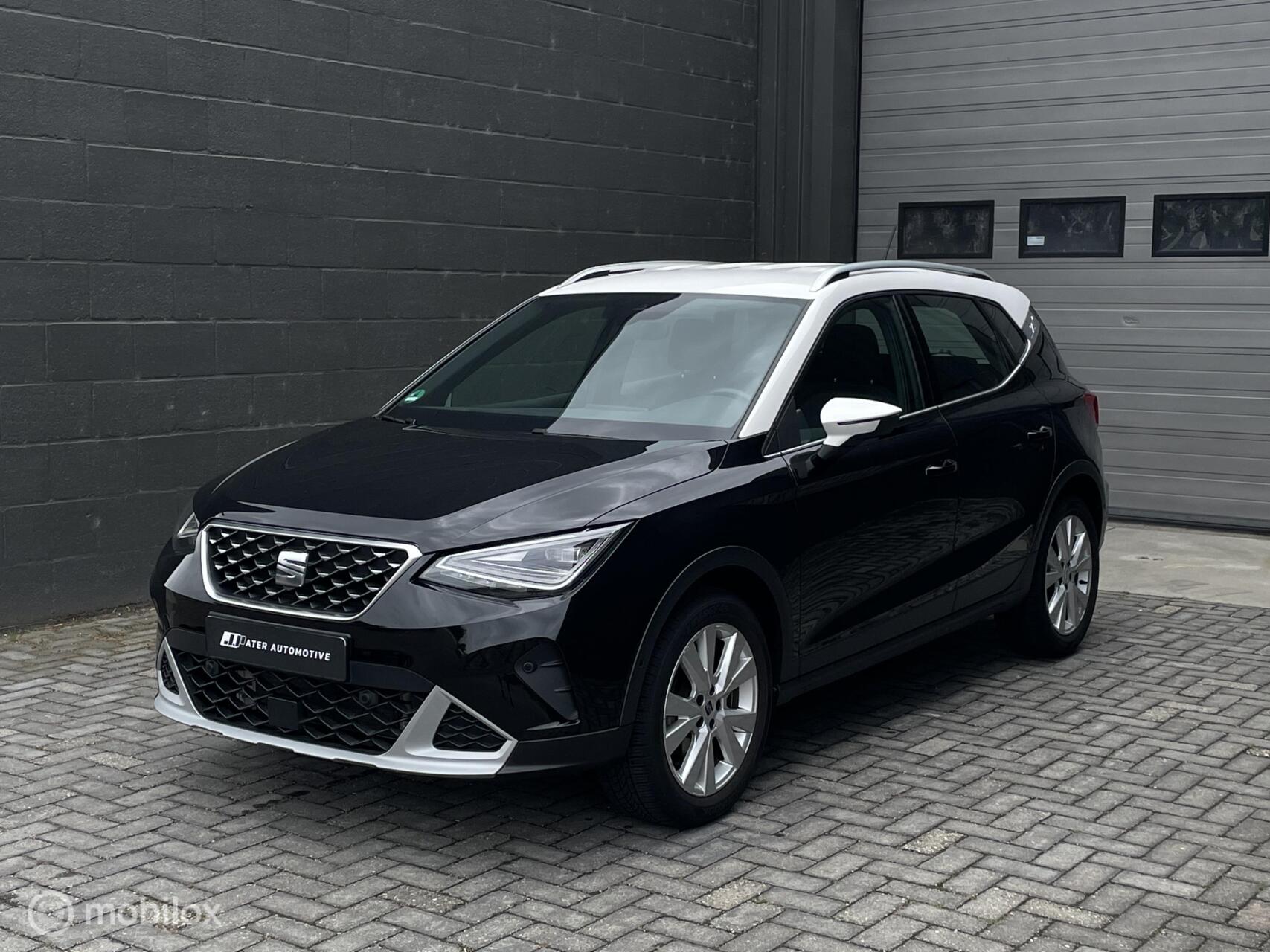 Seat Arona 1.0 TSI Xperience Bi-tone | Automaat | LED | CarPlay | All-season | Camera | Digital Cockpit | 2023 - voorkant