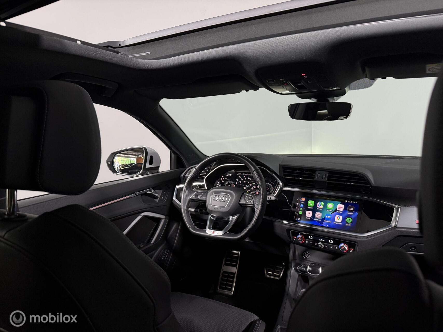 Foto van Audi Q3 Sportback E-tron