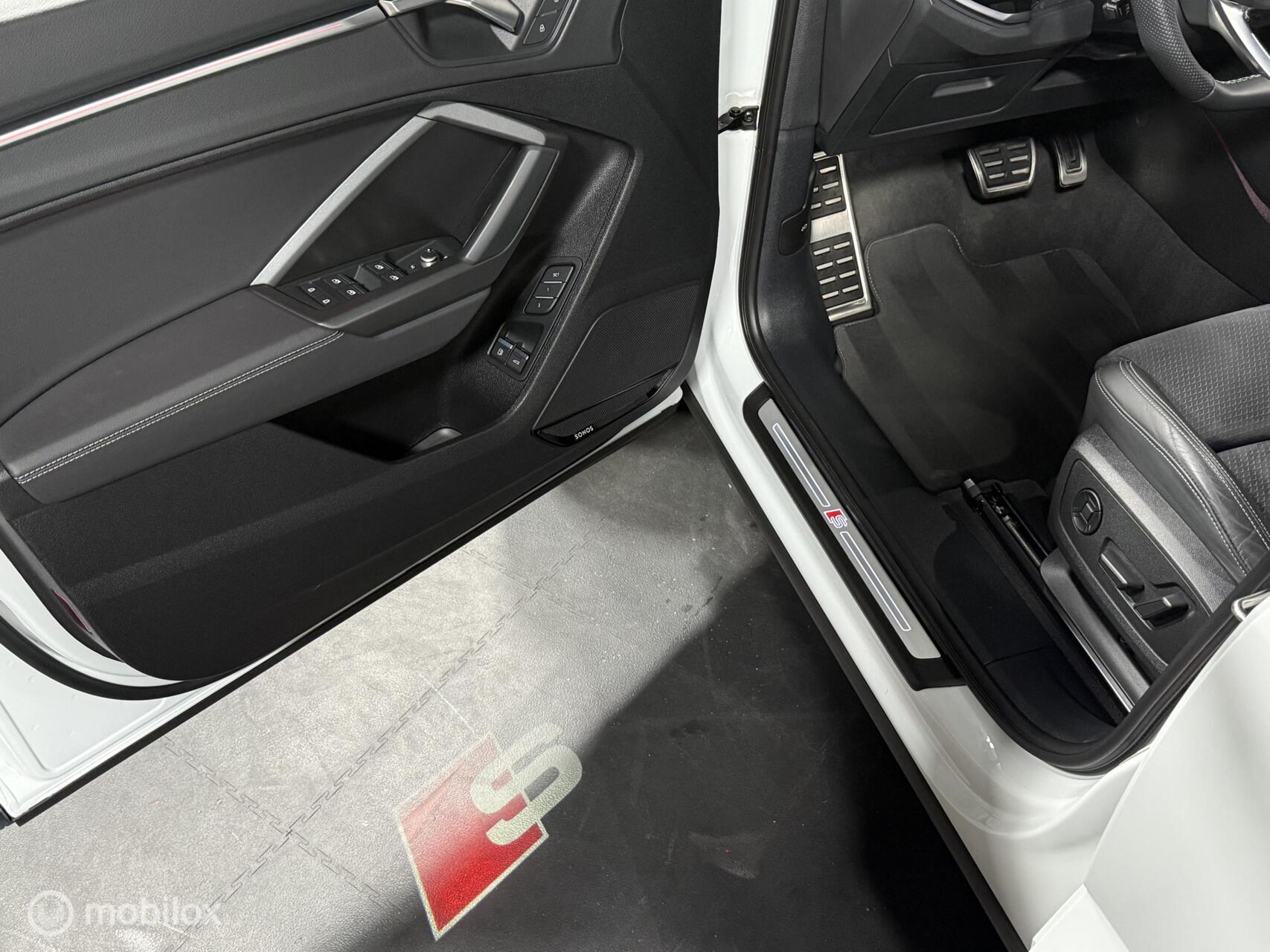 Foto van Audi Q3 Sportback E-tron