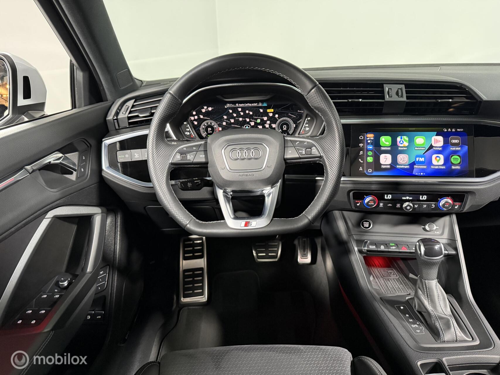 Foto van Audi Q3 Sportback E-tron