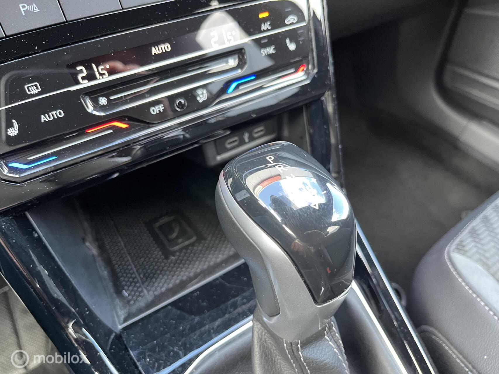 Foto van Volkswagen T-cross