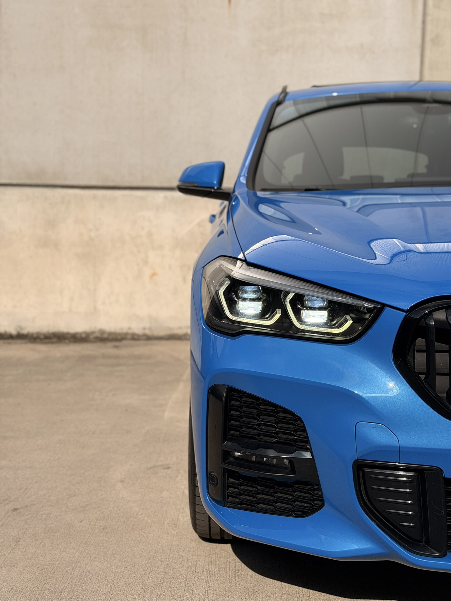 Foto van BMW X1 Xdrive25e