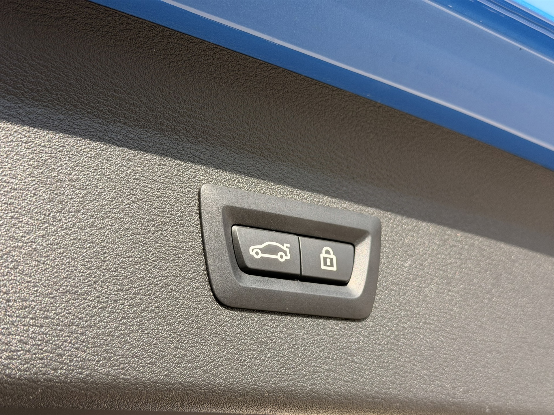Foto van BMW X1 Xdrive25e