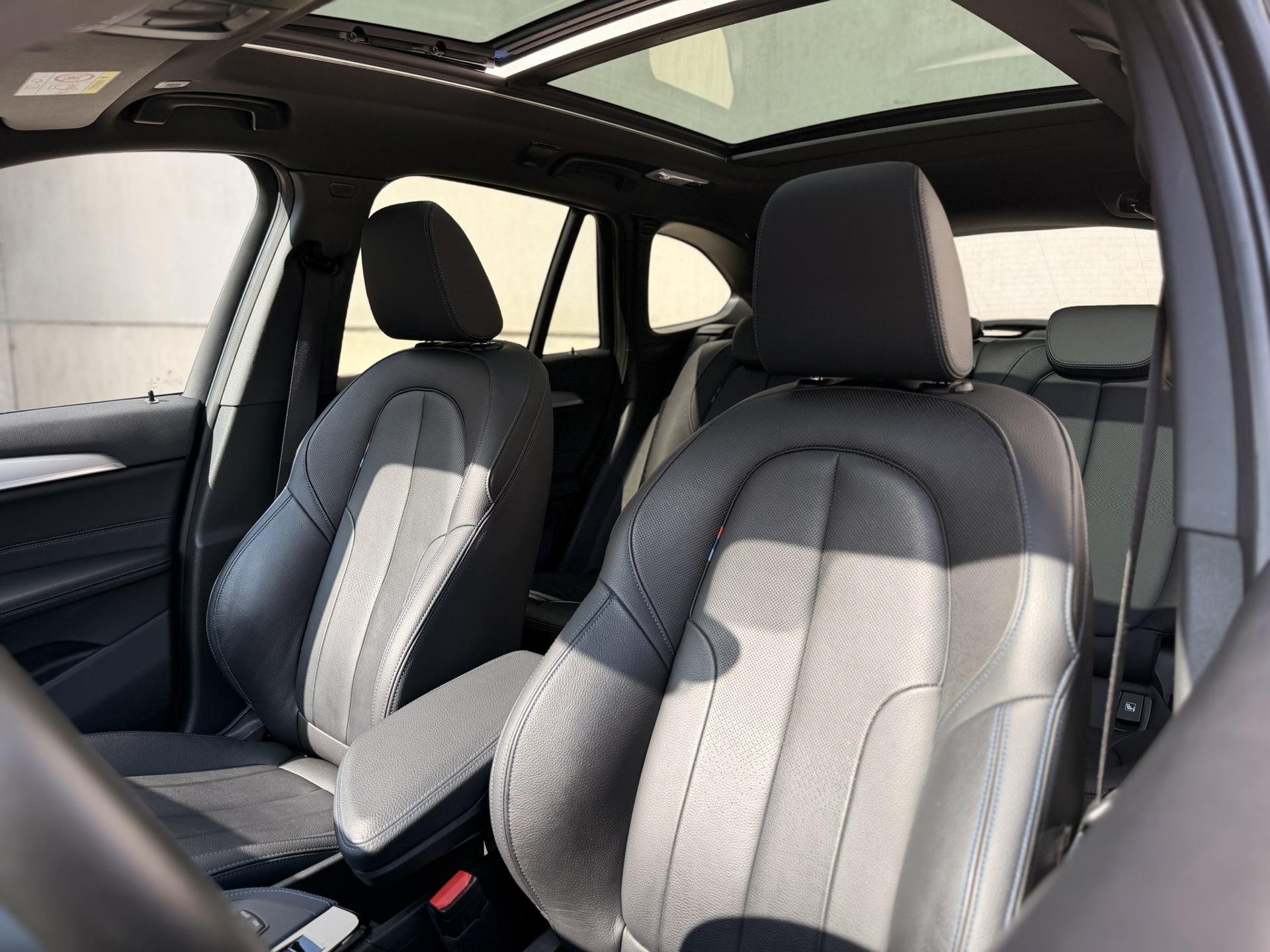 Foto van BMW X1 Xdrive25e