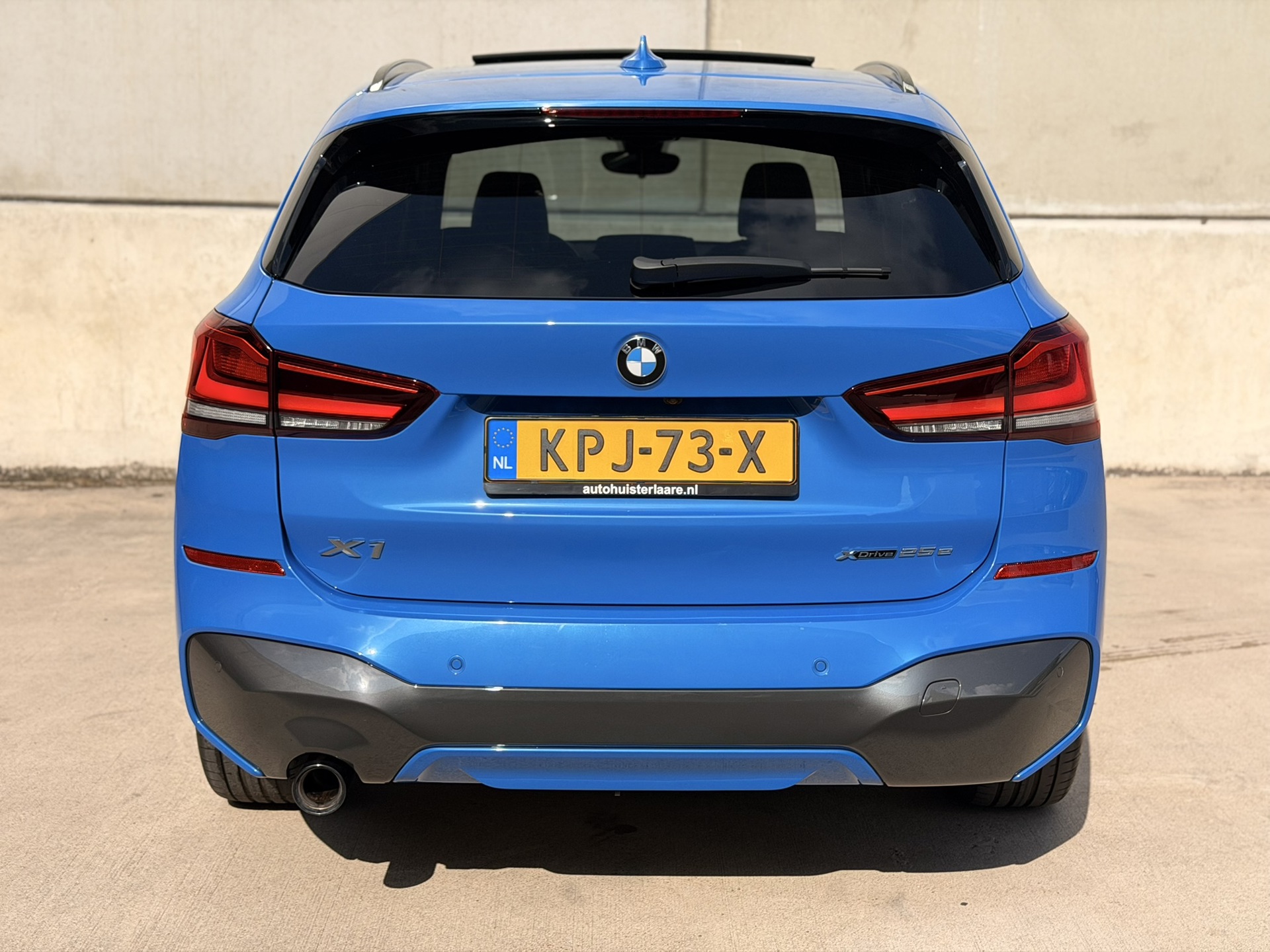Foto van BMW X1 Xdrive25e